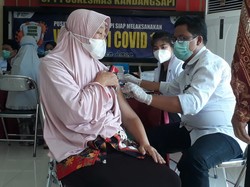 Vaksinasi COVID-19 Tahap II di Kota Pasuruan Masih 60 Persen