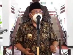 Walkot Blitar Ngaku Khilaf-Minta Maaf soal Nyanyi Tanpa Masker