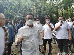 Wagub DKI Tinjau Langsung Vaksinasi Lansia di SMP-SMA Al-Azhar Jaksel