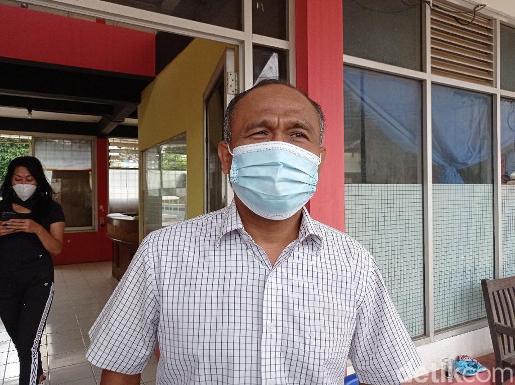 Camat Ciledug Sudah Upayakan Mediasi Sengketa Rumah Tertutup Tembok Sejak 2019 Camat Ciledug Sudah Upayakan Mediasi Sengketa Rumah Tertutup Tembok Sejak 2019