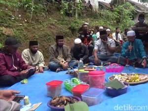 Warga Gelar Doa Bersama di Lokasi Kecelakaan Maut Sumedang