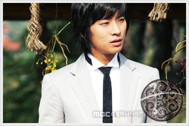 Joo Ji Hoon, ketika memerankan Pangeran Lee Shin (2006) / foto: mbcdramaofficial