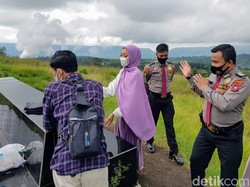 Suka Duka Polisi Pariwisata Bondowoso Tegakkan Prokes Sambil Lawan Dingin
