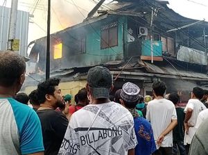Kebakaran Lalap 3 Bangunan di Ambon, Sempat Terdengar Bunyi Ledakan