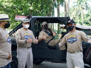 Bamsoet & Komunitas Offroad IMI Salurkan Bantuan Sembako di Bogor