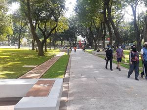 Taman Lapangan Banteng Dibuka Lagi, Warga yang Olahraga Didata