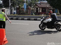 Dapatkah Saya Tuntut Pemotor yang Pakai Knalpot Bising?