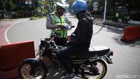 Puluhan Motor Terjaring Razia Knalpot Bising di Monas