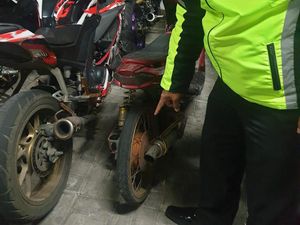 Razia Balap Liar di Gresik, 4 Motor Berknalpot Brong Terjaring Razia Balap Liar di Gresik, 4 Motor Berknalpot Brong Terjaring