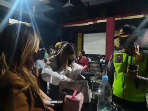 Pro Kontra di DPRD Surabaya soal RHU Wajib Deposit Rp 100 Juta Pro Kontra di DPRD Surabaya soal RHU Wajib Deposit Rp 100 Juta