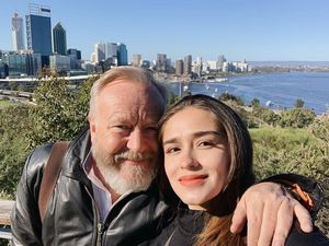 Duka Yasmine Wildblood, Ayah Meninggal Dunia Duka Yasmine Wildblood, Ayah Meninggal Dunia