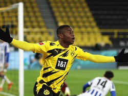 Dortmund Vs Hertha Berlin: Die Borussen Gilas Tamunya  2-0