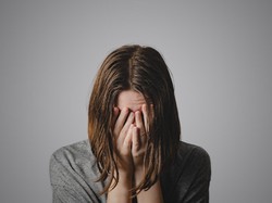 Dear Pria Suka Ghosting, Ini yang Dirasakan Para Wanita Korban Ghosting