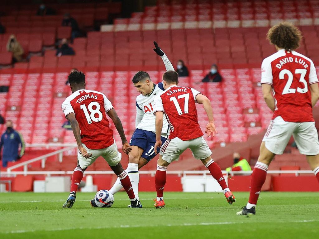 Terbaik! Pujian Legenda Arsenal buat Gol Rabona Erik Lamela Terbaik! Pujian Legenda Arsenal buat Gol Rabona Erik Lamela