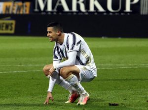 Kaki CR7 Kena Muka Lawan tapi Tak Dikartu Merah, Netizen Heran Kaki CR7 Kena Muka Lawan tapi Tak Dikartu Merah, Netizen Heran