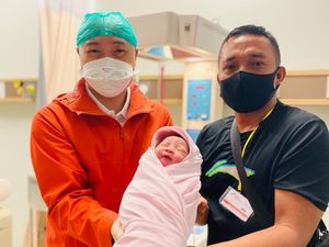 Viral Kisah Pejuang Dua Garis Biru Selama 14 Tahun Berbuah Manis