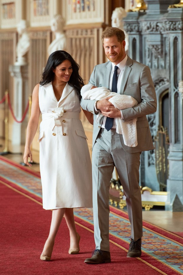 Meghan Markle, Pangeran Harry, dan anaknya, Archie.