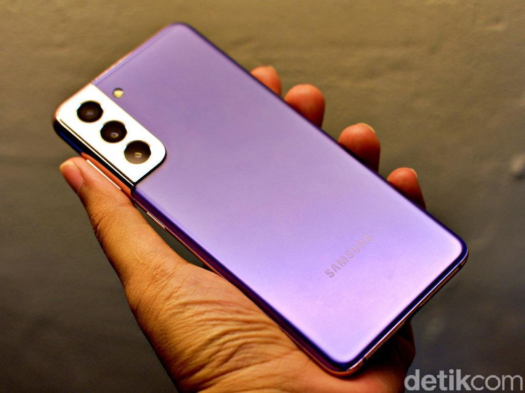 Jadwal dan Daftar HP Samsung yang Kebagian Android 12 Jadwal dan Daftar HP Samsung yang Kebagian Android 12