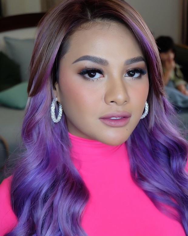 Gaya makeup Aurel Hermansyah (foto: instagram.com/aurelie.hermansyah)