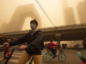Lagi, Beijing Dilanda Badai Pasir Berbahaya