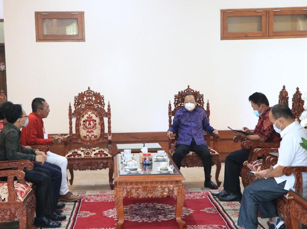PMI Asal Bali Siap Kerja Bakal Divaksin COVID, Target 26 Ribu Orang PMI Asal Bali Siap Kerja Bakal Divaksin COVID, Target 26 Ribu Orang