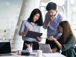 Cara Jadi Data Analyst dan Besaran Gajinya