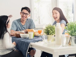 Anak & Keluarga Melewatkan Sarapan, Waspada Dampak Buruk Ini