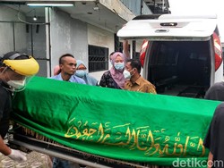 Jenazah Anton Medan Tiba di Rumah Duka di Cibinong Bogor