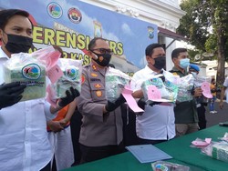 8 Kg Sabu Disita Polisi Surabaya dari 2 Kurir