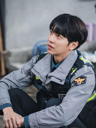 Lee Seung Gi sebagai Jeong Ba Reum dalam drama MouseFoto:Twitter/CJnDrama