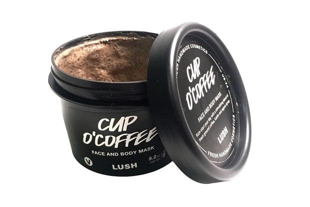 Lush Cup O Coffee Face and Body Mask (sumber : pinterest.com/hypebae)