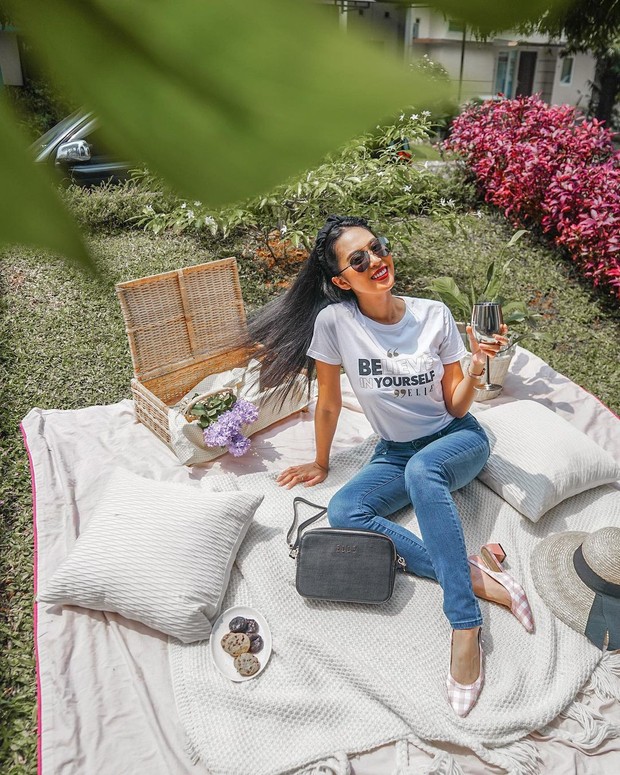 Mix and match jeans/Foto: instagram.com/mariarahajeng mix and match skinny jeans