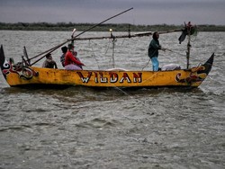 Melaut 30 Tahun, Nelayan Perempuan di Demak Pernah Ditabrak Kapal