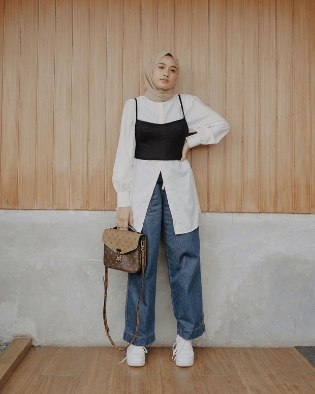 Outer tanktop/instagram.com/helminursifah/ Outer tanktop