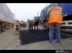 Perbaikan Jl Raya Industri Bekasi Kelar, Bina Marga Lanjut ke Drainase