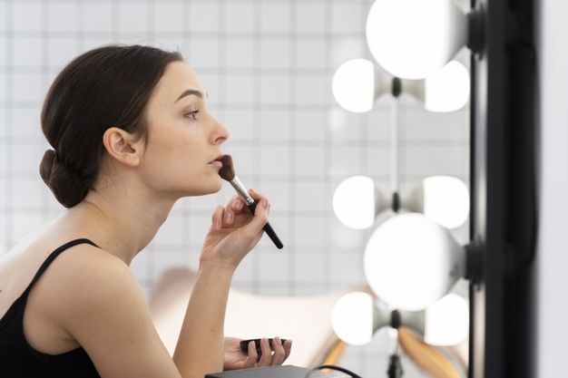 Perempuan harus bisa dandan