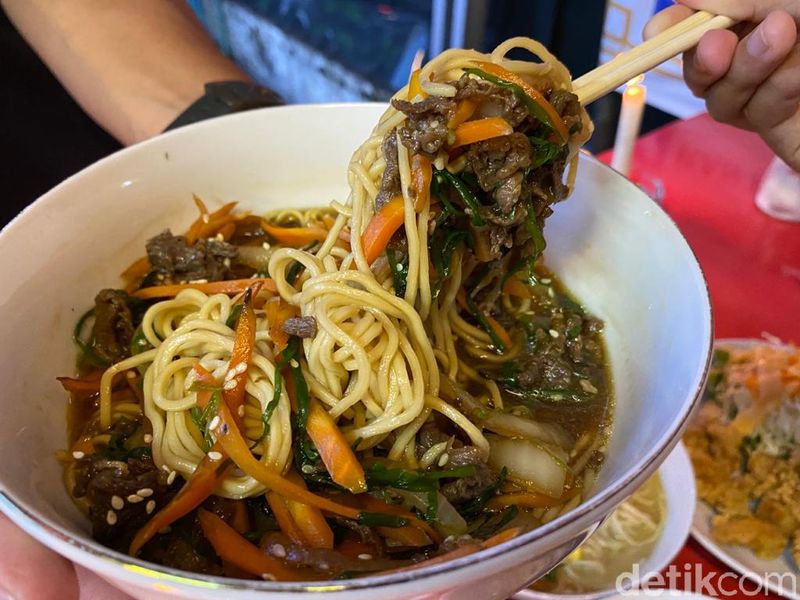 RAN Ramen: Oishii! Ramen Kaki Lima Buatan Mantan Chef Resto Jepang