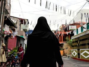 Sri Lanka Akan Larang Burka Secara Permanen, Ini Alasannya
