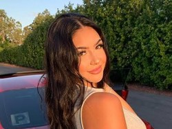 Dinilai Terlalu Seksi, Akun TikTok Influencer Ini Diblokir