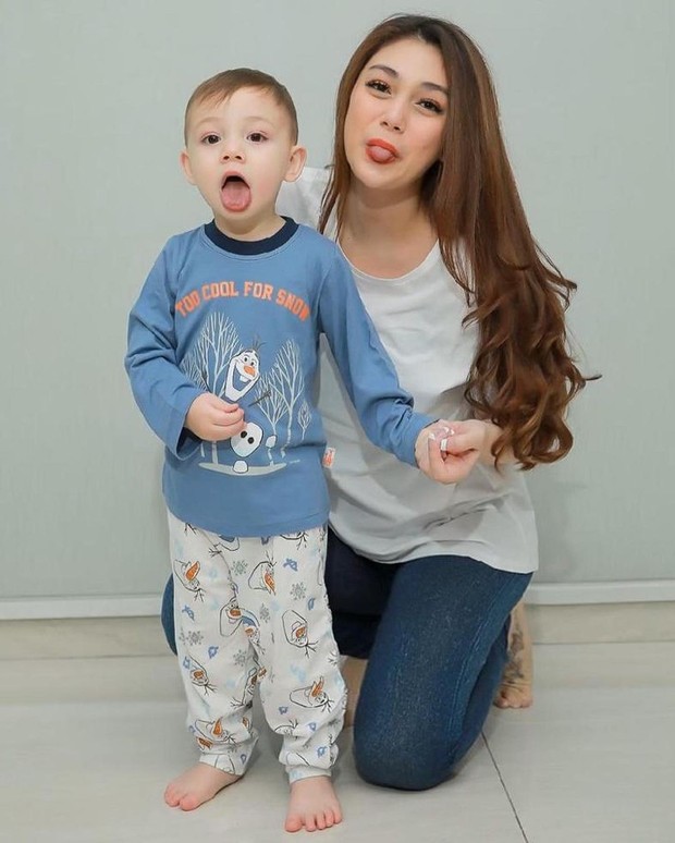 Celine Evangelista dan Lucio dengan ekspresi menggemaskan/instagram.com/celine_evangelista