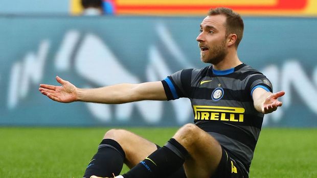 MILAN, ITALY - FEBRUARY 28: Christian Eriksen of FC Internazionale reacts during the Serie A match between FC Internazionale and Genoa CFC at Stadio Giuseppe Meazza on February 28, 2021 in Milan, Italy. (Photo by Marco Luzzani/Getty Images)