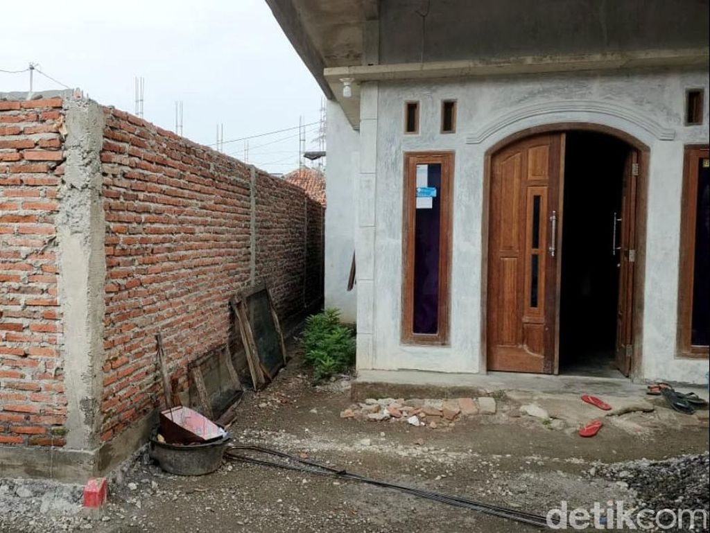 Gempar Viral Warga Pemalang Bangun Rumah Tutup Jalan Para Tetangga Gempar Viral Warga Pemalang Bangun Rumah Tutup Jalan Para Tetangga