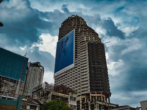 Ulah Konyol Selebgram di Gedung Angker Bangkok Berujung Kecaman Ulah Konyol Selebgram di Gedung Angker Bangkok Berujung Kecaman