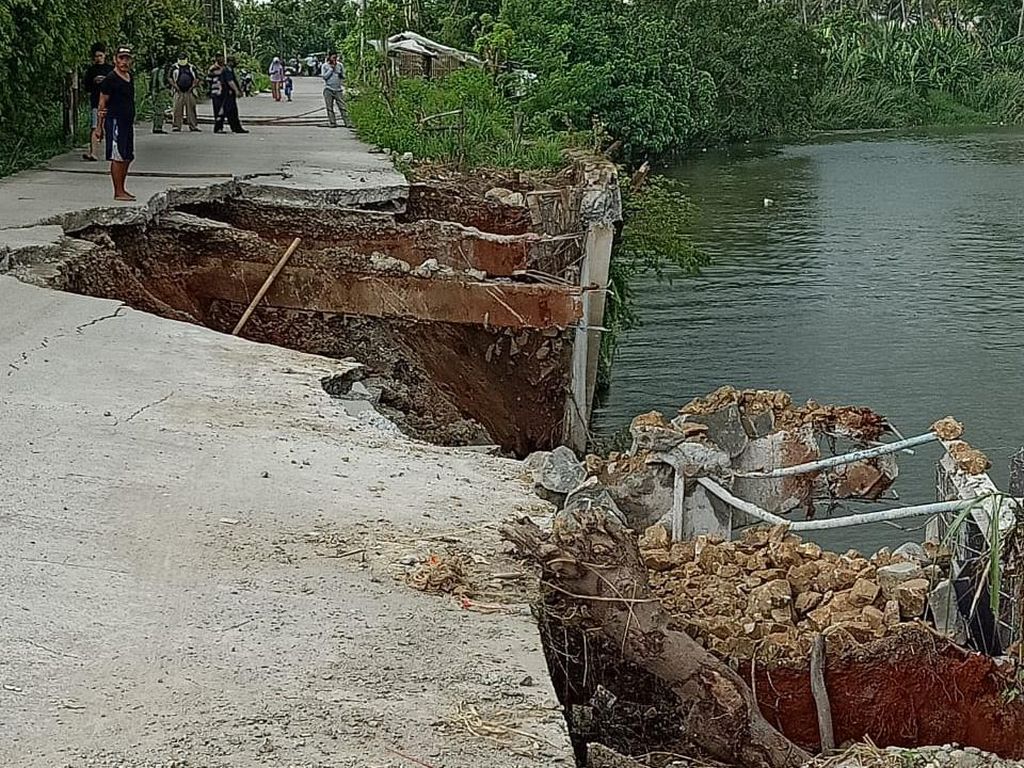 Longsor Jl Tanjung Burung Tangerang Belum Diperbaiki, Warga Khawatir Longsor Jl Tanjung Burung Tangerang Belum Diperbaiki, Warga Khawatir