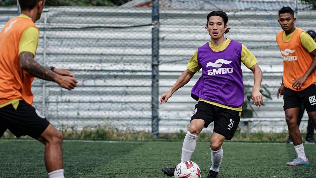 Kim Kurniawan kini di PSS Sleman, bersiap menghadapi Persib sang mantan. Foto: (dok PSS Sleman)