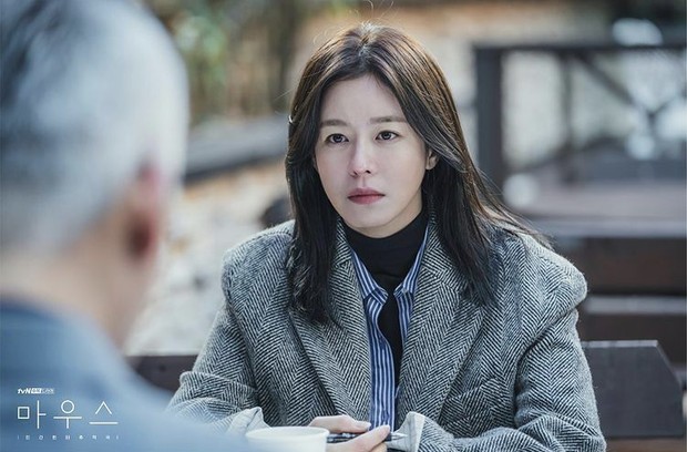 Kyung Soo Jin Kyung Soo Jin sebagai Choi Hong Ju dalam drama Korea MouseFoto:pinterest/cleanyase