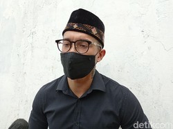 Pesan Anton Medan untuk Miller Khan: Jadi Diri Sendiri!