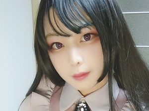 Transformasi Pria Pekerja Kantoran Jadi Remaja Cantik Ini Bikin Syok Netizen