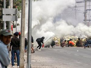 Korban Jiwa Pendemo di Myanmar Terus Berjatuhan hingga Capai Ratusan Korban Jiwa Pendemo di Myanmar Terus Berjatuhan hingga Capai Ratusan