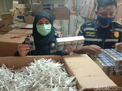 Edarkan Rokok Ilegal di Jateng, 1 Penjual dan 2 Sopir Jadi Tersangka